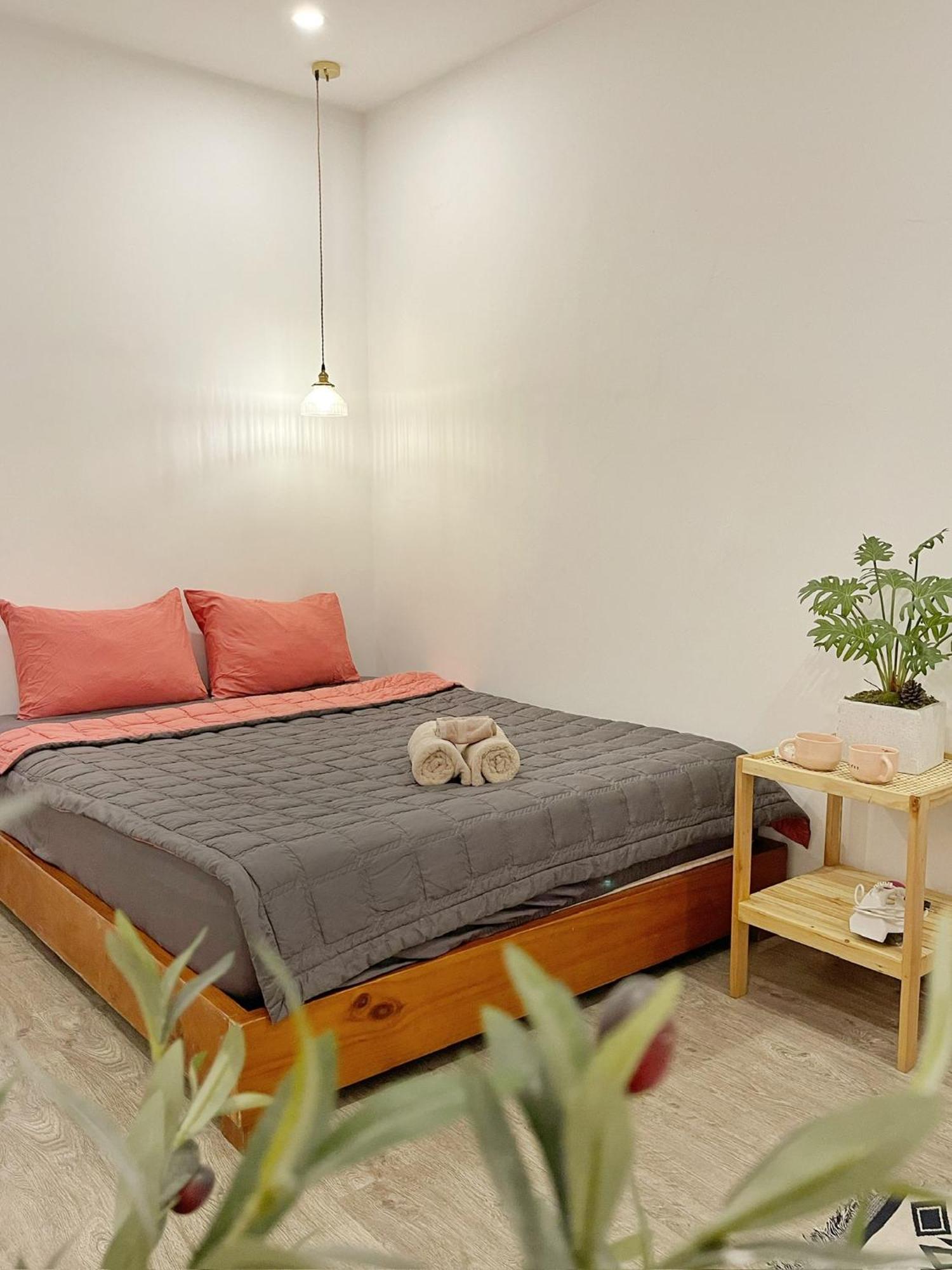Vevy House - In Town Homestay *