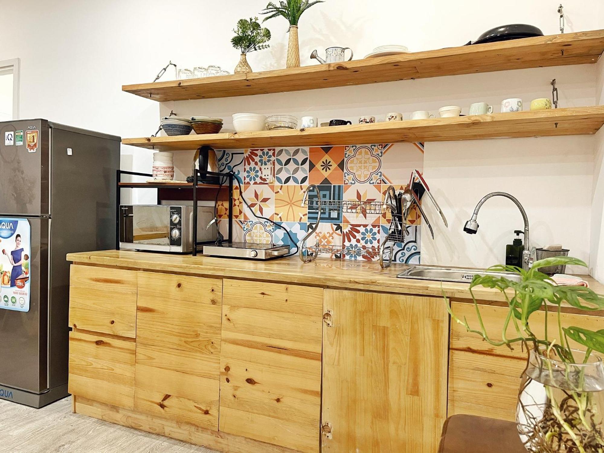 Homestay Vevy House - In Town *