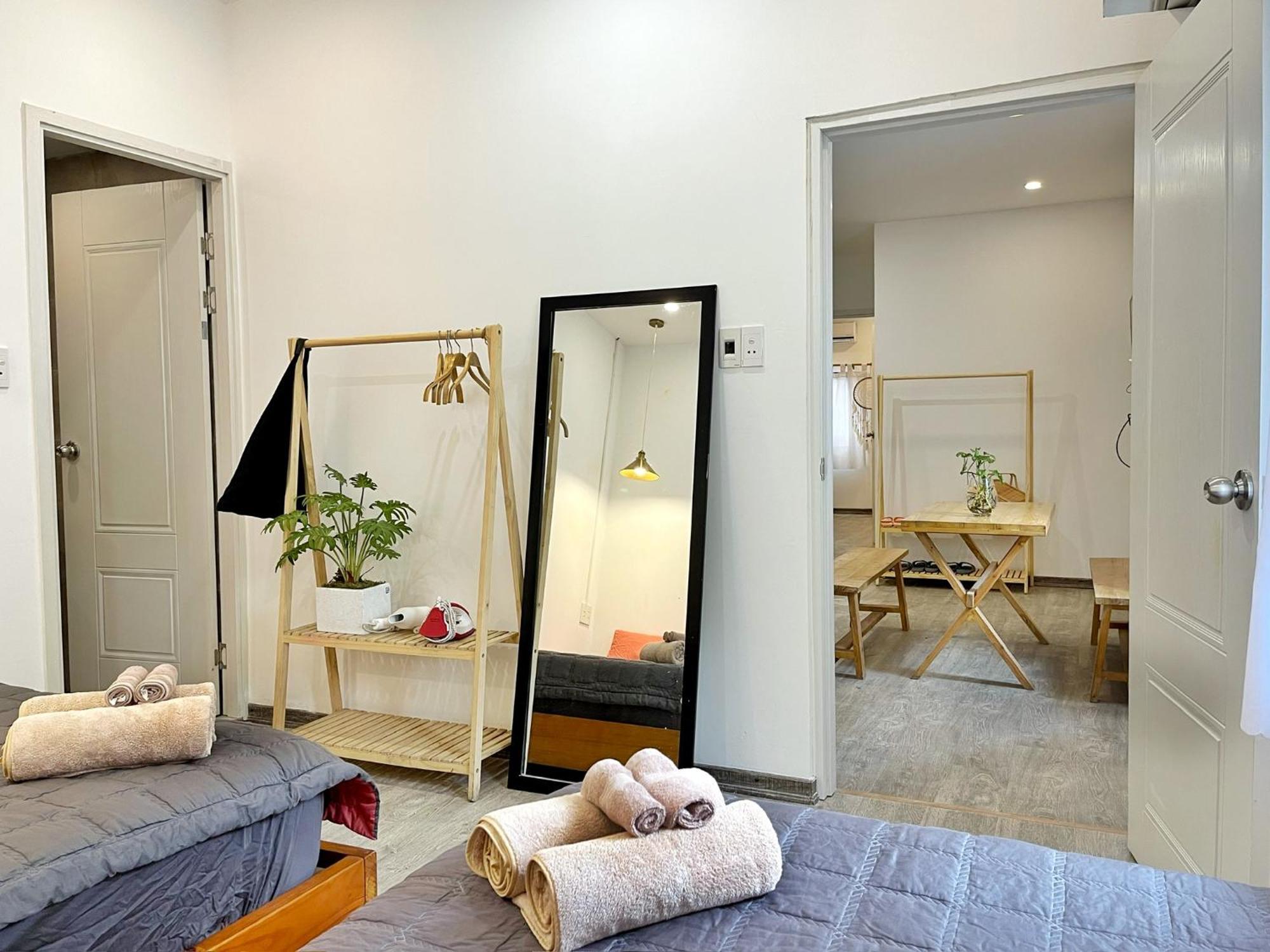 Vevy House - In Town