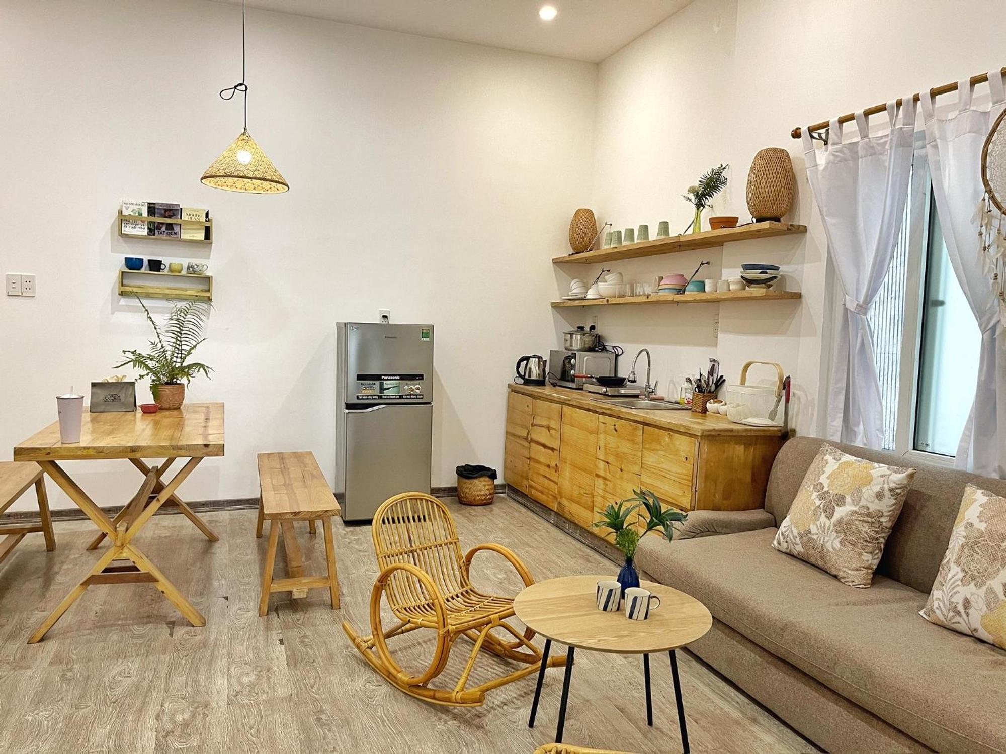 Homestay Vevy House - In Town Da Nang