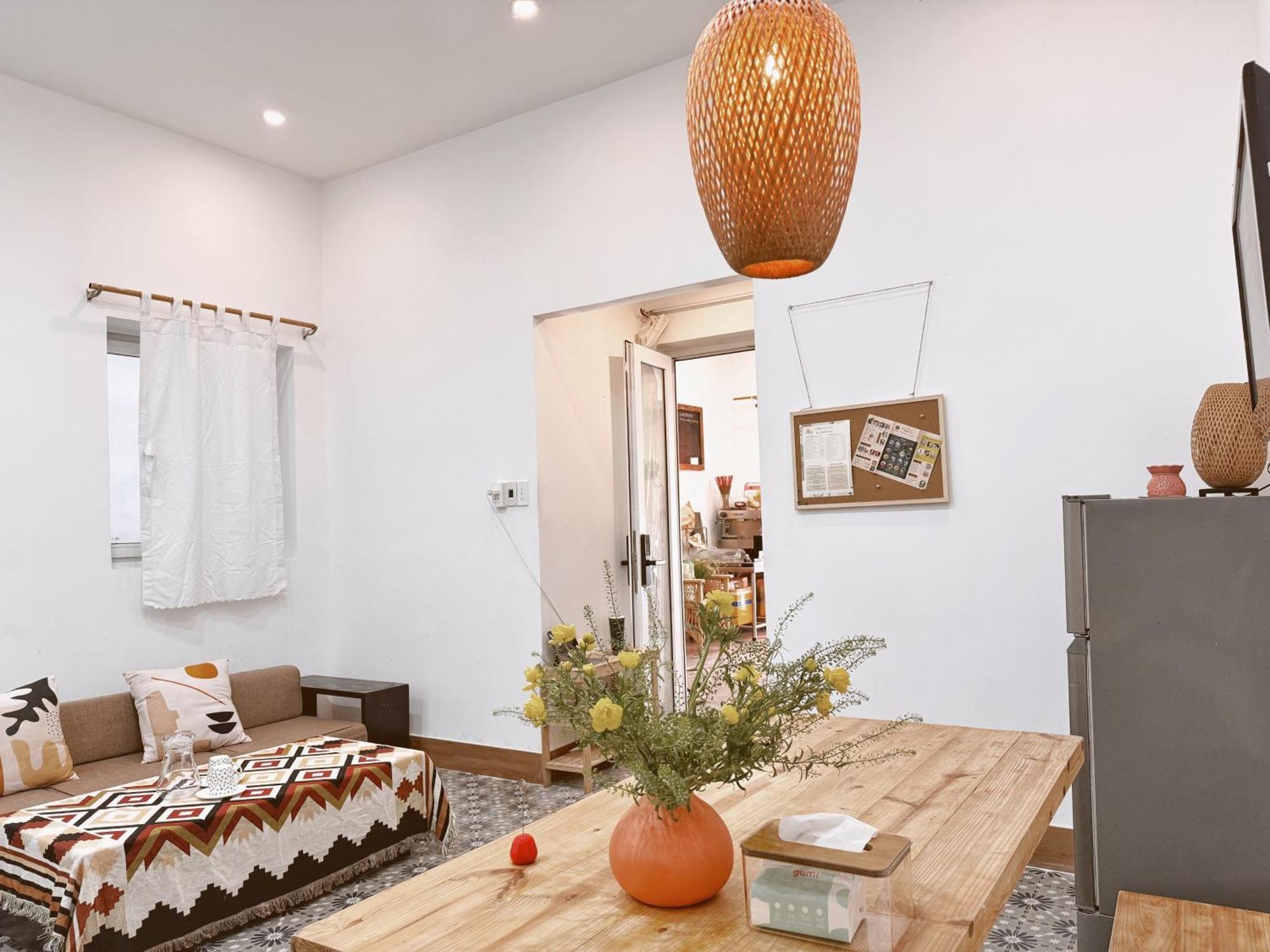 Homestay Vevy House - In Town Da Nang